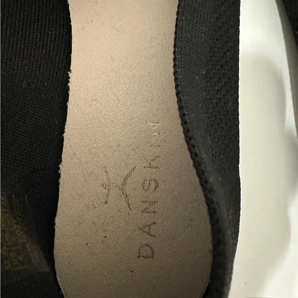 Danskin Black Knit Toe Flats Womens Size 8 Classic Minimalist Preppy Coastal - Picture 7 of 9